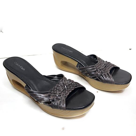 Calvin Klein Cut Out Wedge Woven Leather Slide Sandal Brown 8 - Picture 1 of 7